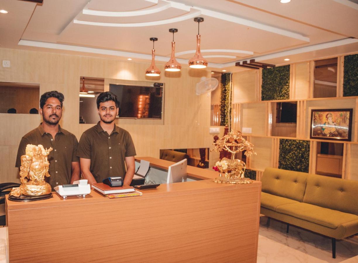 Hotel Mountview Comforts Τιρουπάτι Εξωτερικό φωτογραφία