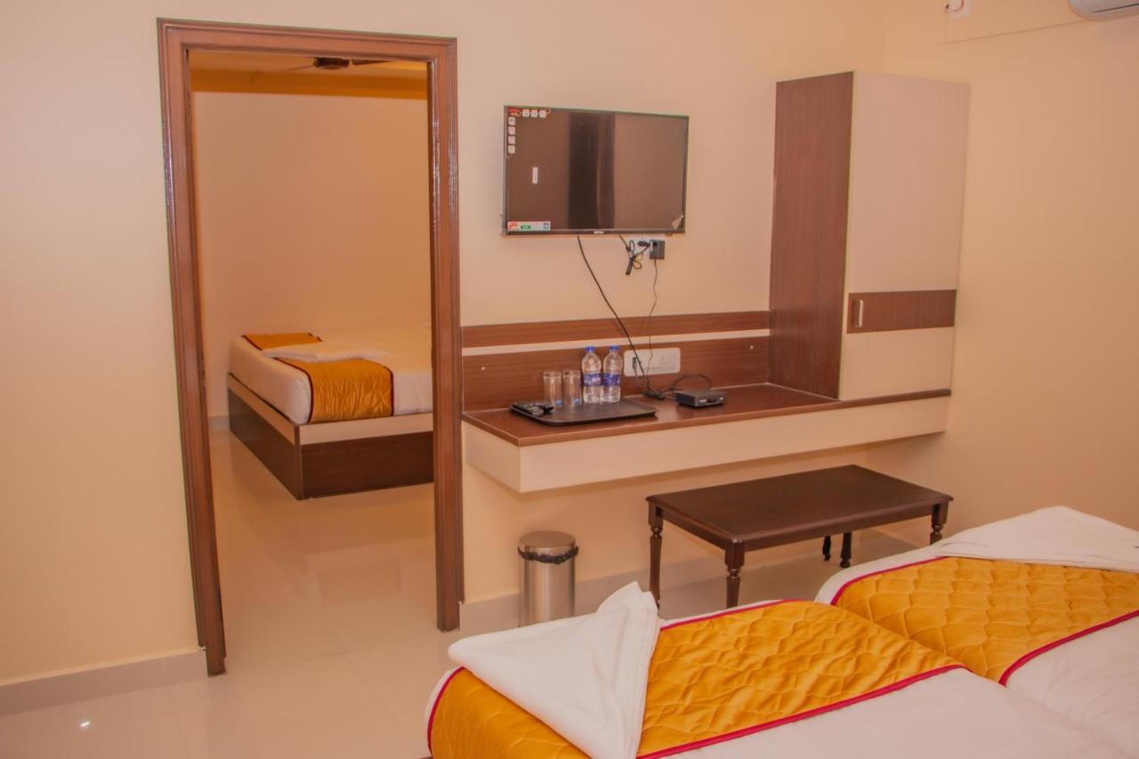 Hotel Mountview Comforts Τιρουπάτι Εξωτερικό φωτογραφία