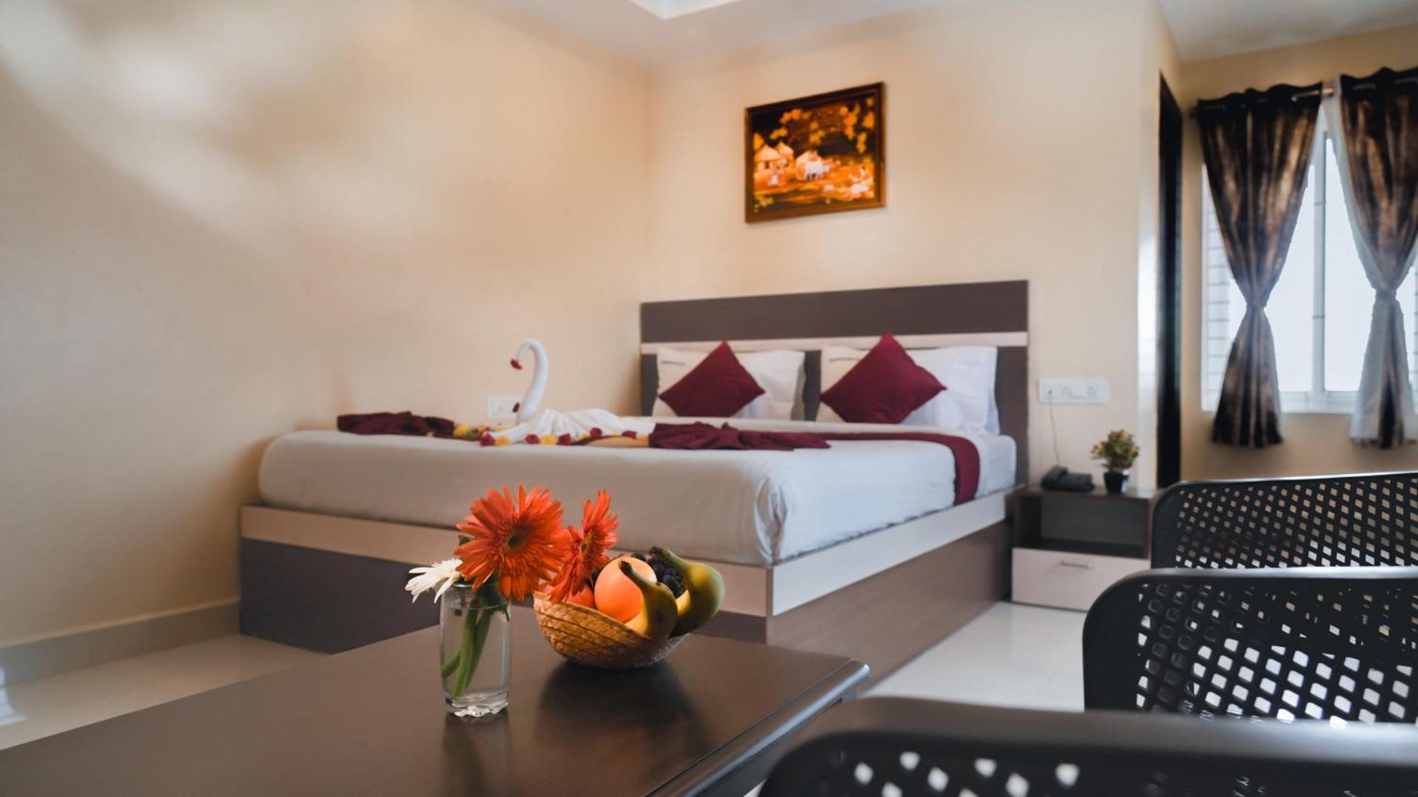 Hotel Mountview Comforts Τιρουπάτι Εξωτερικό φωτογραφία