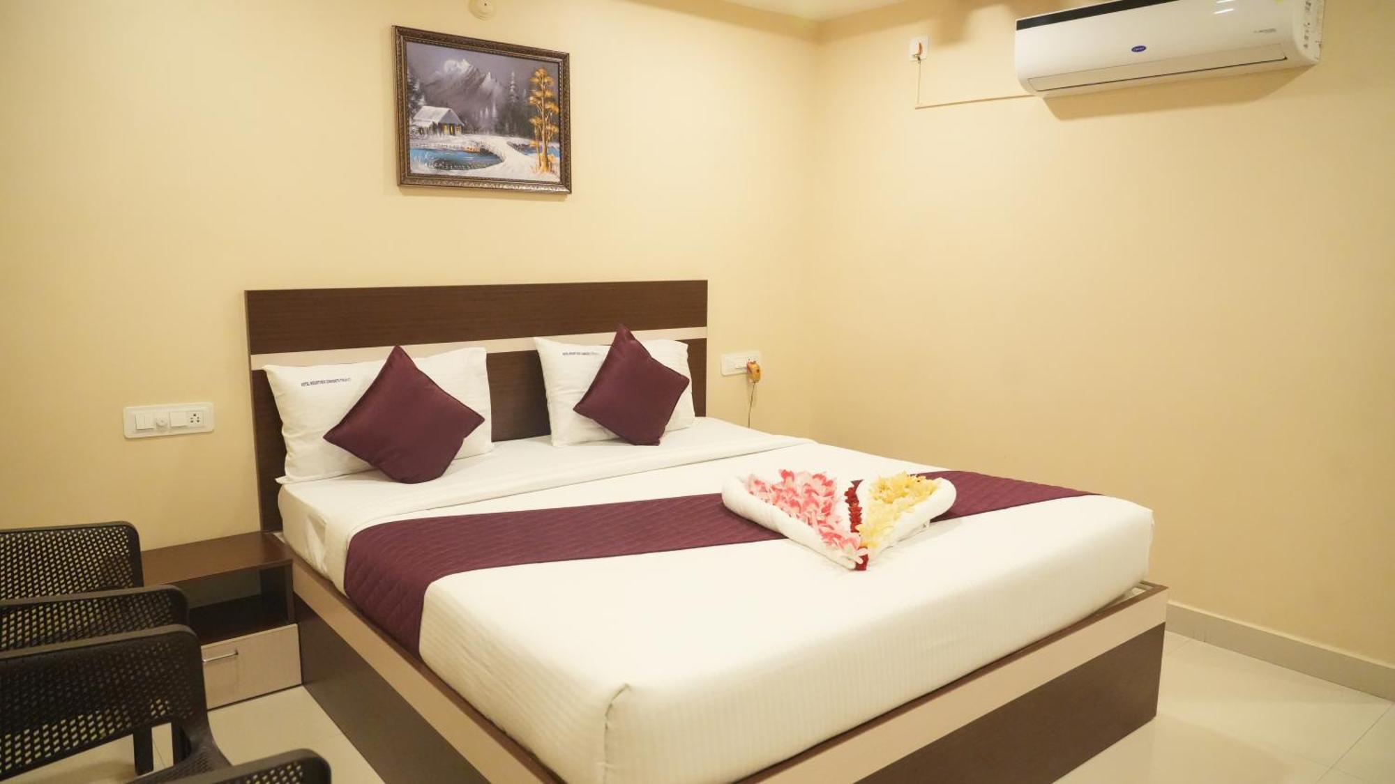 Hotel Mountview Comforts Τιρουπάτι Εξωτερικό φωτογραφία