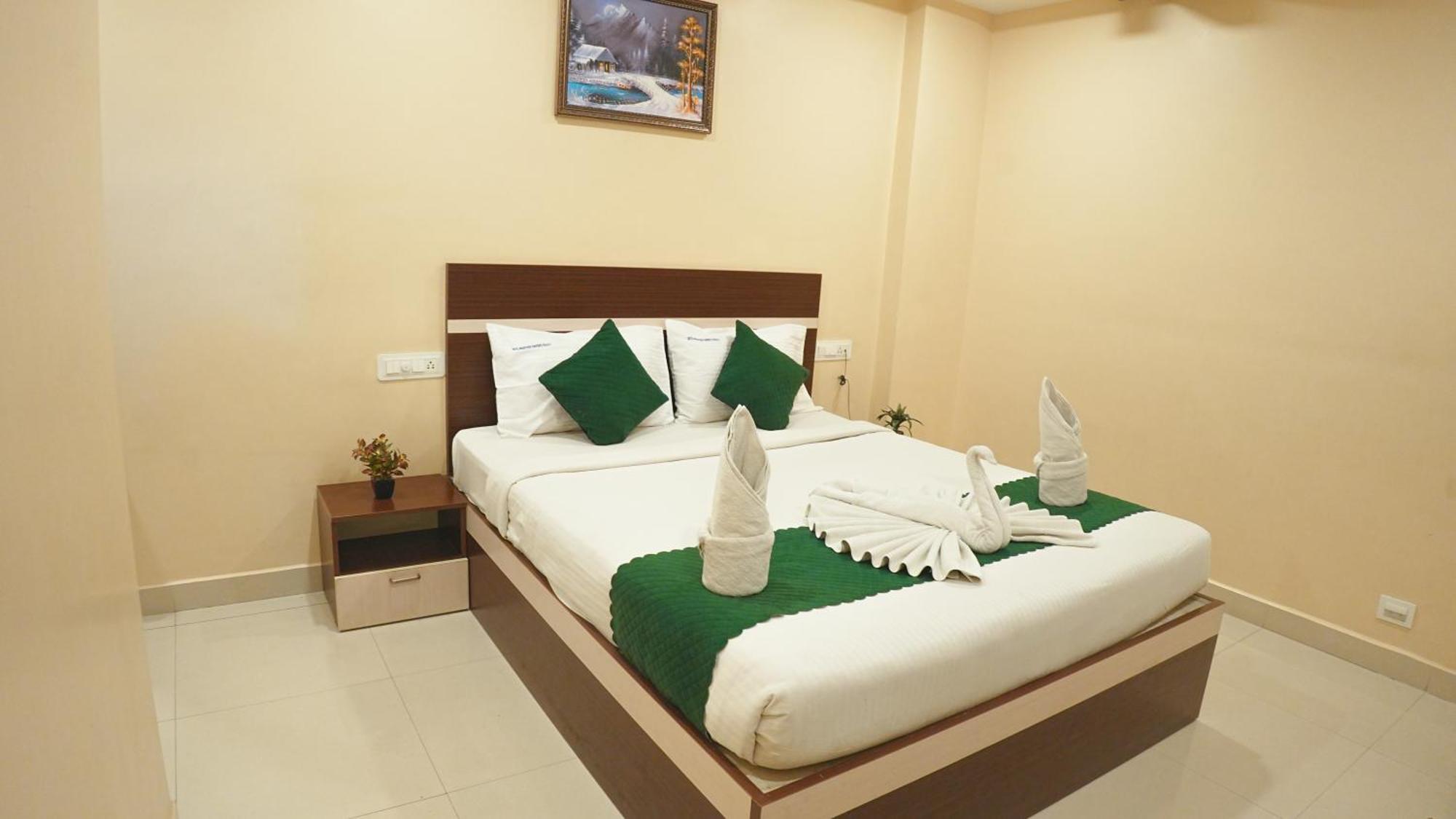 Hotel Mountview Comforts Τιρουπάτι Εξωτερικό φωτογραφία